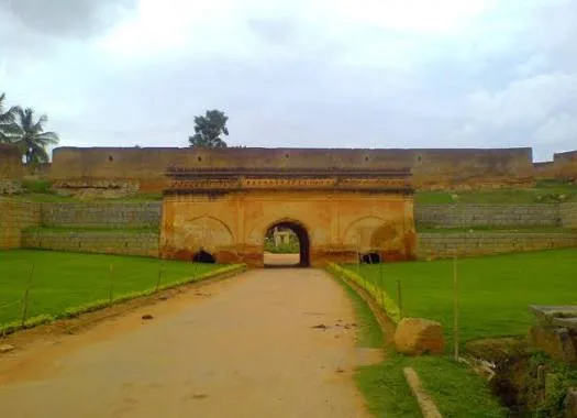 Devanahalli Fort near Bulwark Highgrove — North Bangalore airport corridor