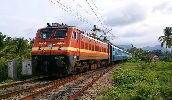 Bulwark Highgrove rail and bus transit — Devanahalli — North Bangalore airport corridor