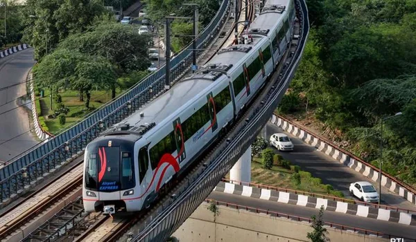 Namma Metro Airport Line near Bulwark Highgrove, Devanahalli